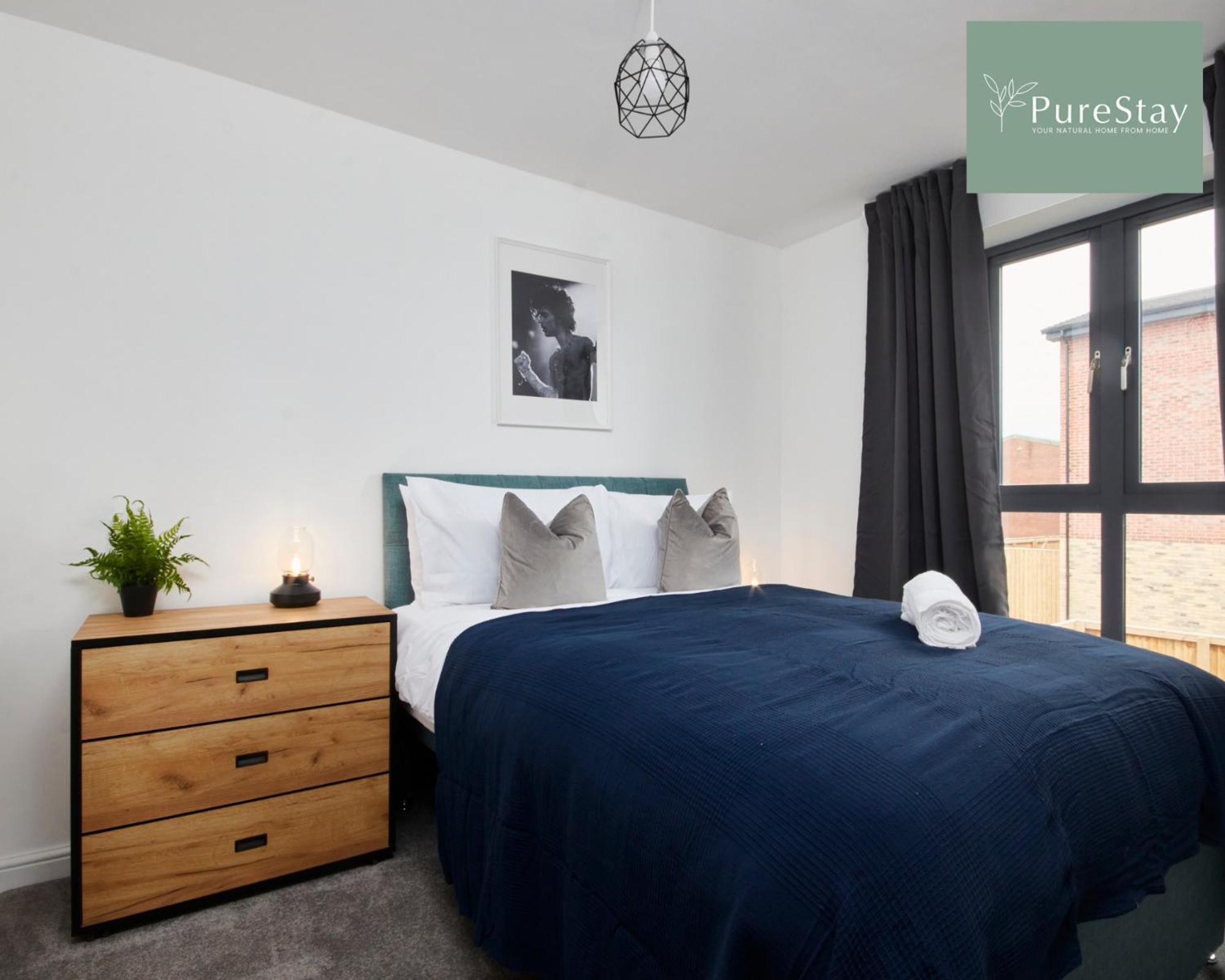 Stunning 5 Bed Manchester House With Parking By Purestay Short Lets & Serviced Accommodation ภายนอก รูปภาพ