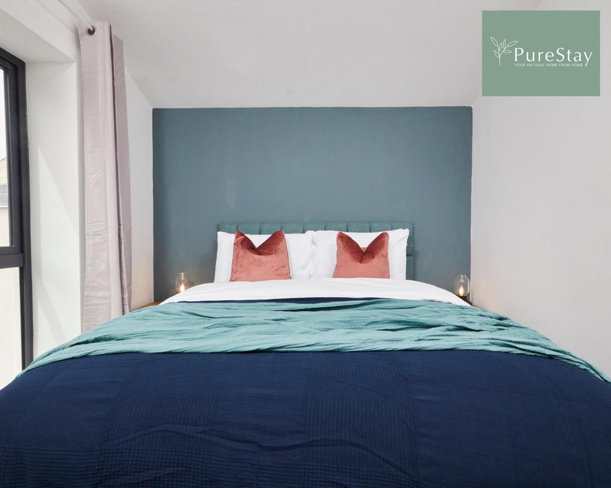 Stunning 5 Bed Manchester House With Parking By Purestay Short Lets & Serviced Accommodation ภายนอก รูปภาพ
